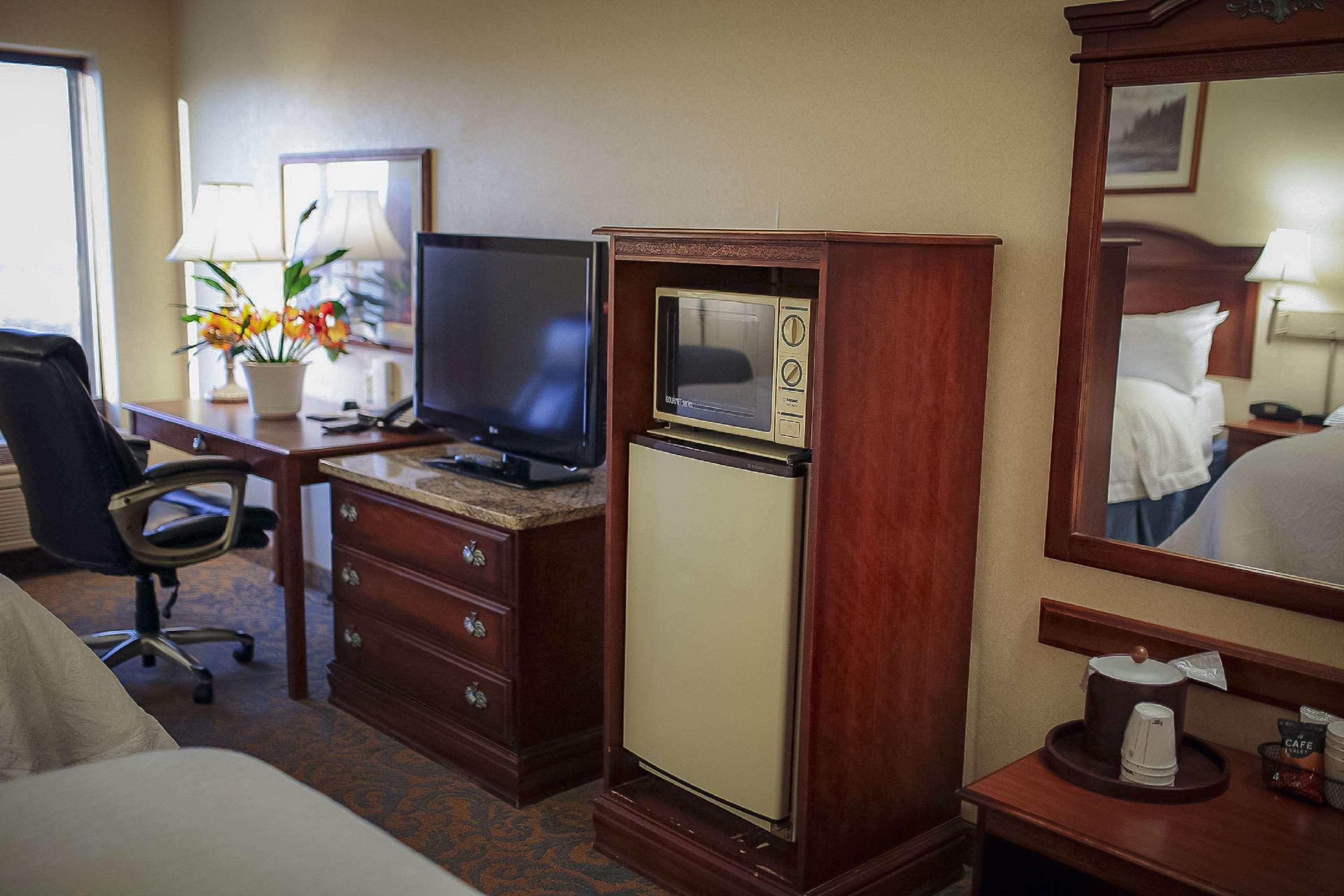 Surestay Plus Hotel By Best Western Cheyenne Exterior photo