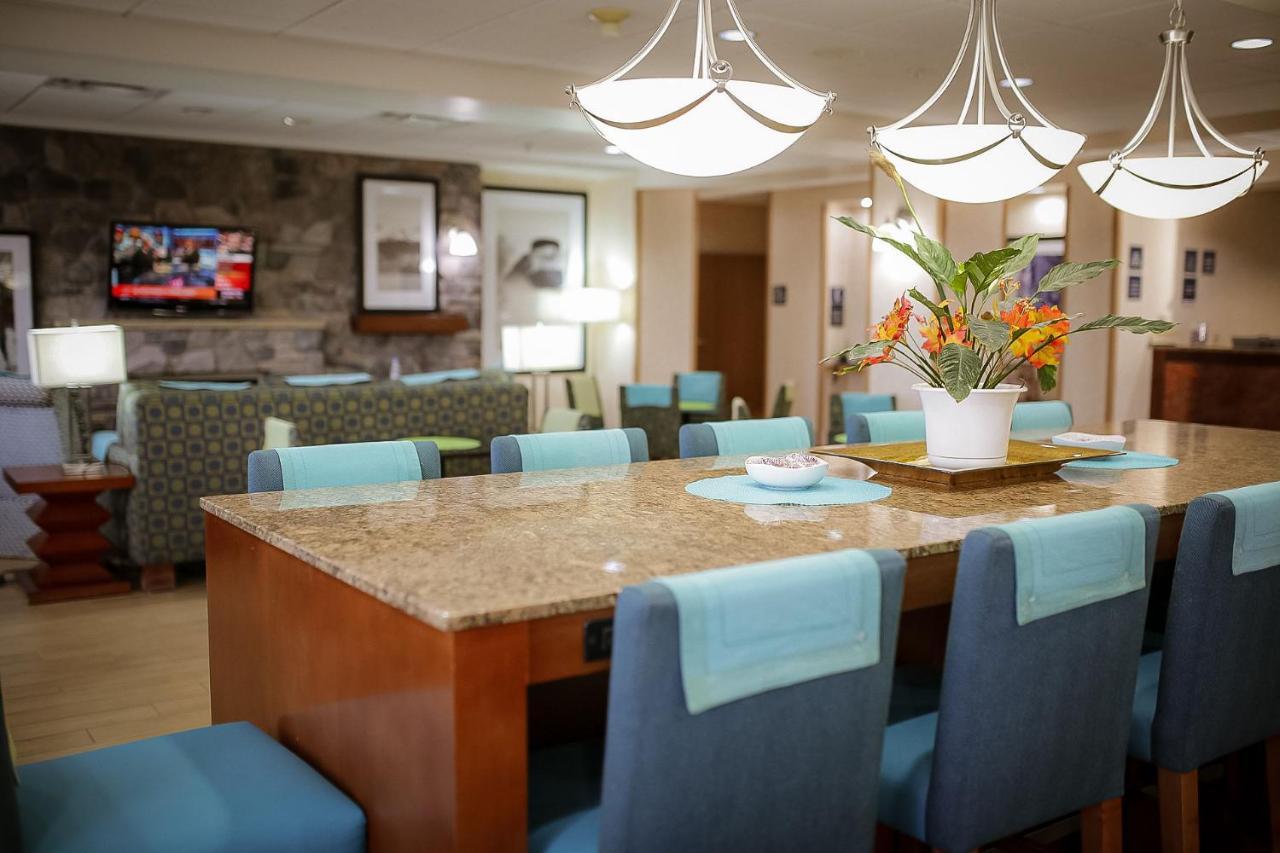 Surestay Plus Hotel By Best Western Cheyenne Exterior photo