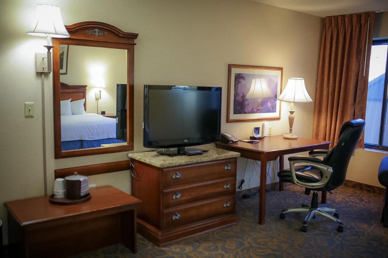 Surestay Plus Hotel By Best Western Cheyenne Exterior photo